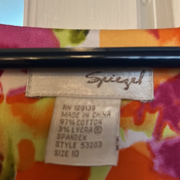 Spiegel Floral Dress - Picture 2 of 4